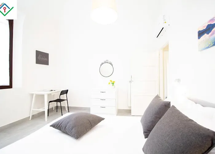 Les House - Apartment 2 By Tuscanywego
