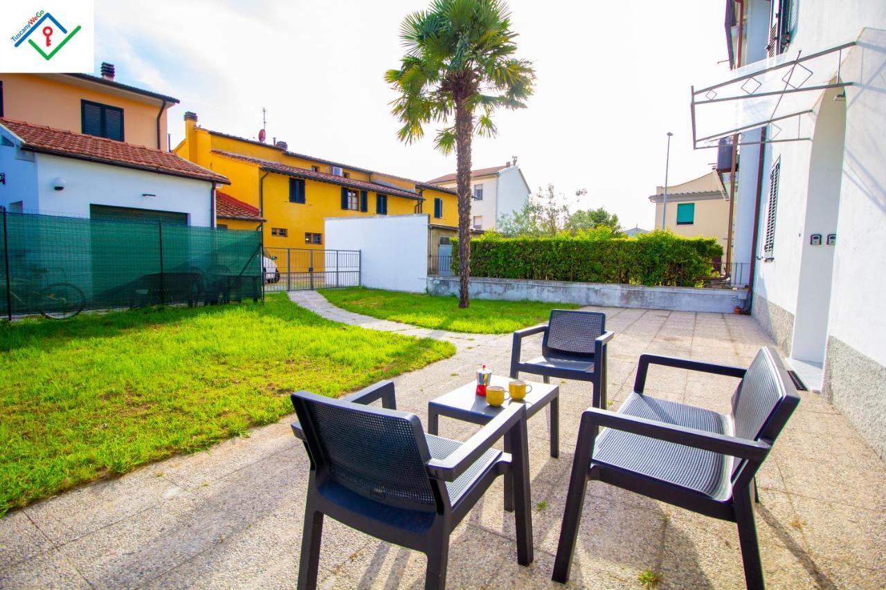 Les House - 2 By Tuscanywego * Pise